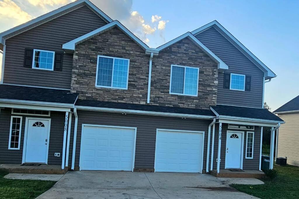 Gorgeous 3 Bedroom Home With Cable Tv In All Rooms & Free Wi-Fi Concord Kültér fotó