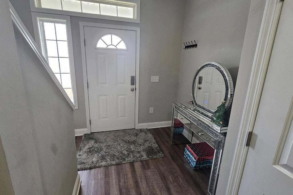 Gorgeous 3 Bedroom Home With Cable Tv In All Rooms & Free Wi-Fi Concord Kültér fotó